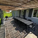 Maison 10 Personnes Avec Piscine Jacuzzi, Proche Du Pal Holiday home *