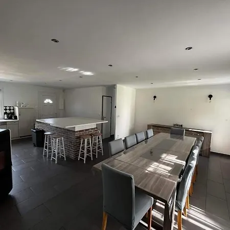 Maison 10 Personnes Avec Piscine Jacuzzi, Proche Du Pal Semesterbostad Bouce (Allier)