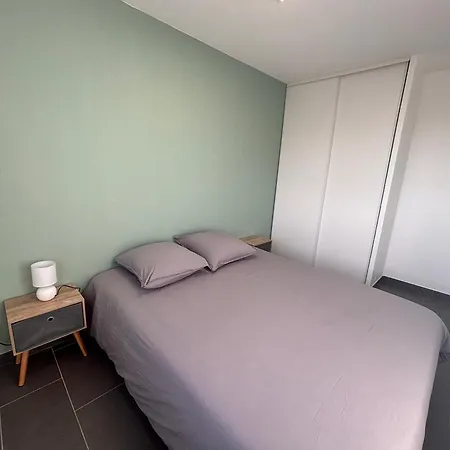 Semesterbostad Maison 10 Personnes Avec Piscine Jacuzzi, Proche Du Pal