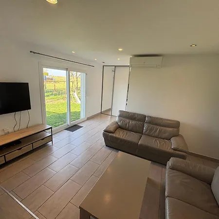 Maison 10 Personnes Avec Piscine Jacuzzi, Proche Du Pal Bouce (Allier)